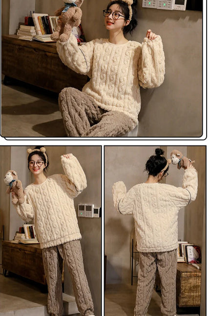 Naisten Beige Pehmoinen Pyjama