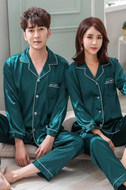Naisten Vihreä Satiini Pyjama