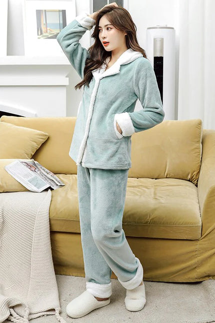 Sininen Pehmoinen Pyjama