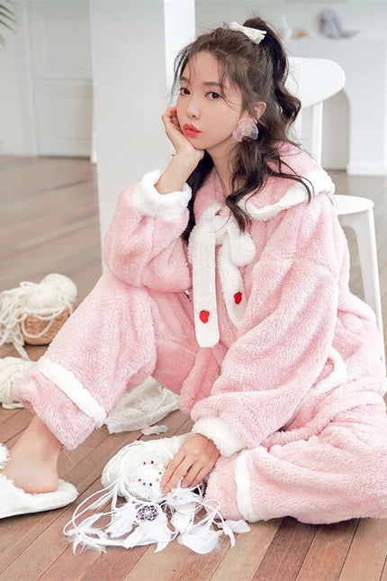 Mansikka Pehmoinen Pyjama