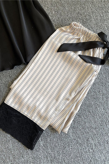 Satiini Pitsi Pyjama