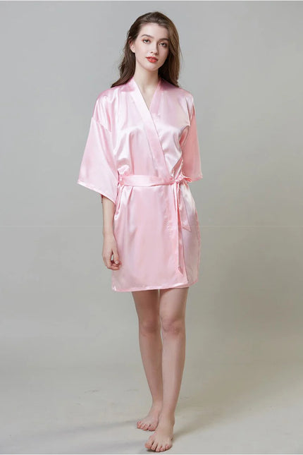 Vaaleanpunainen Satiini Kimono Mekko